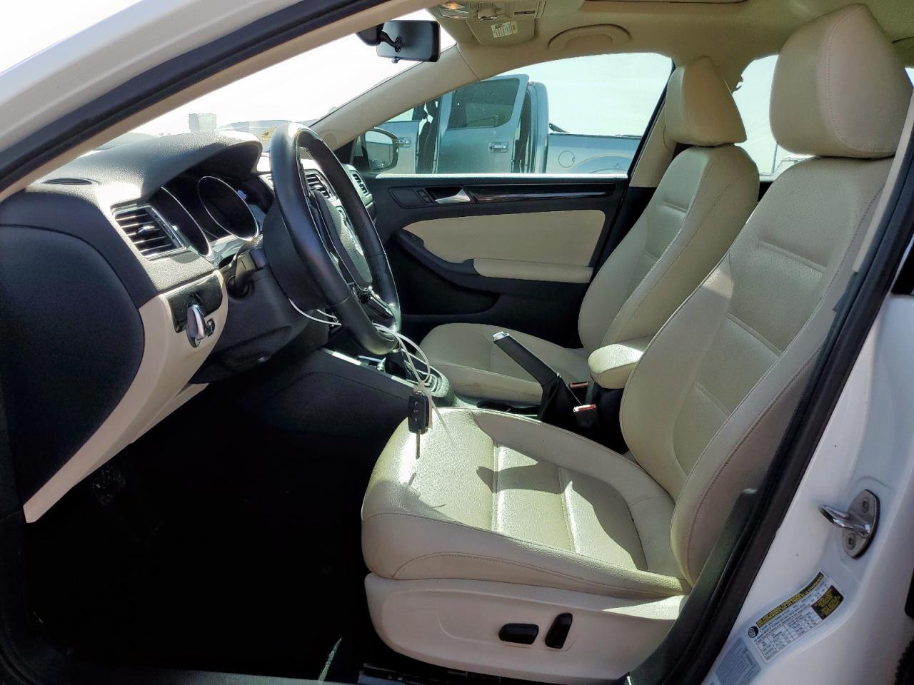 2017 VOLKSWAGEN JETTA