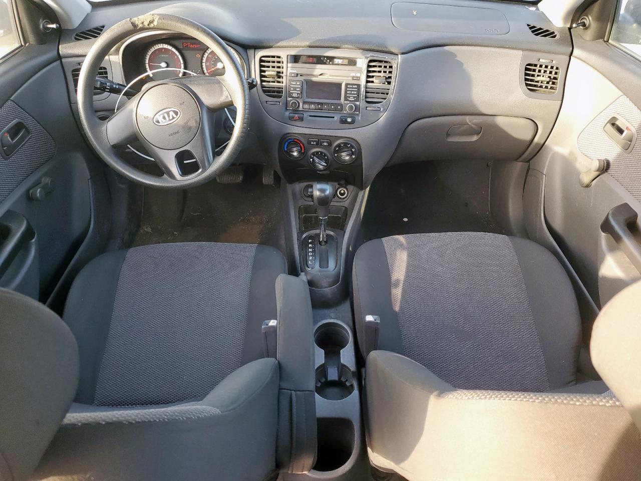 2010 KIA RIO