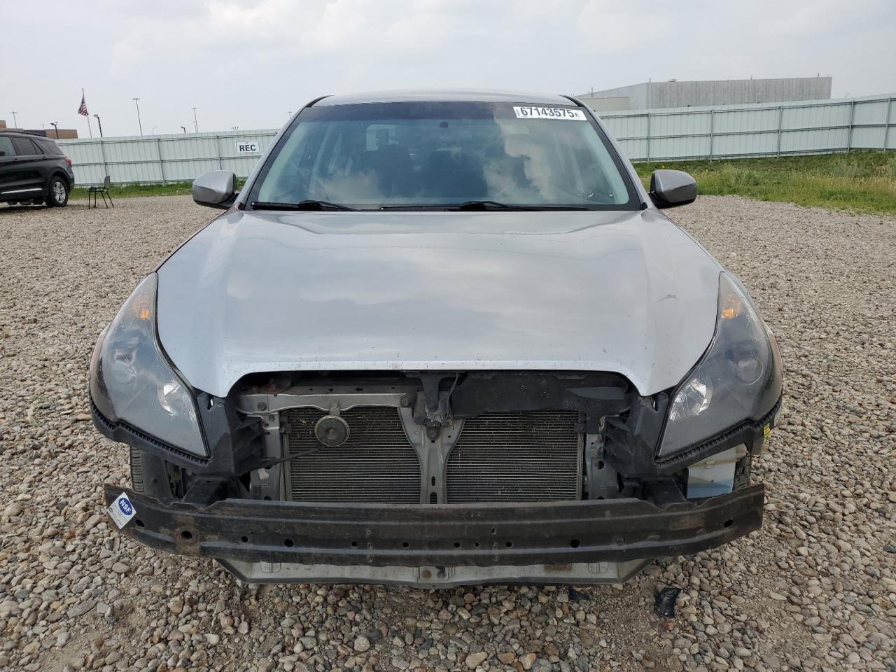 2010 SUBARU Legacy