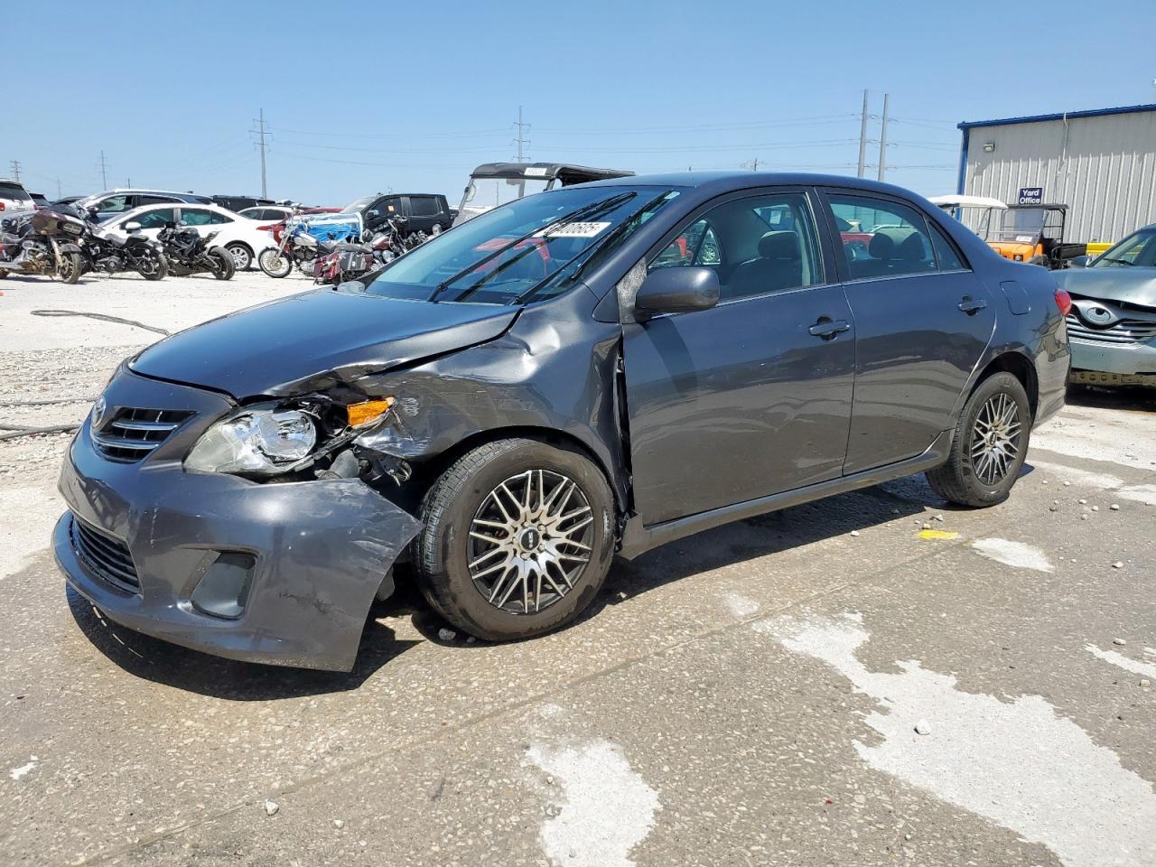 2013 TOYOTA COROLLA