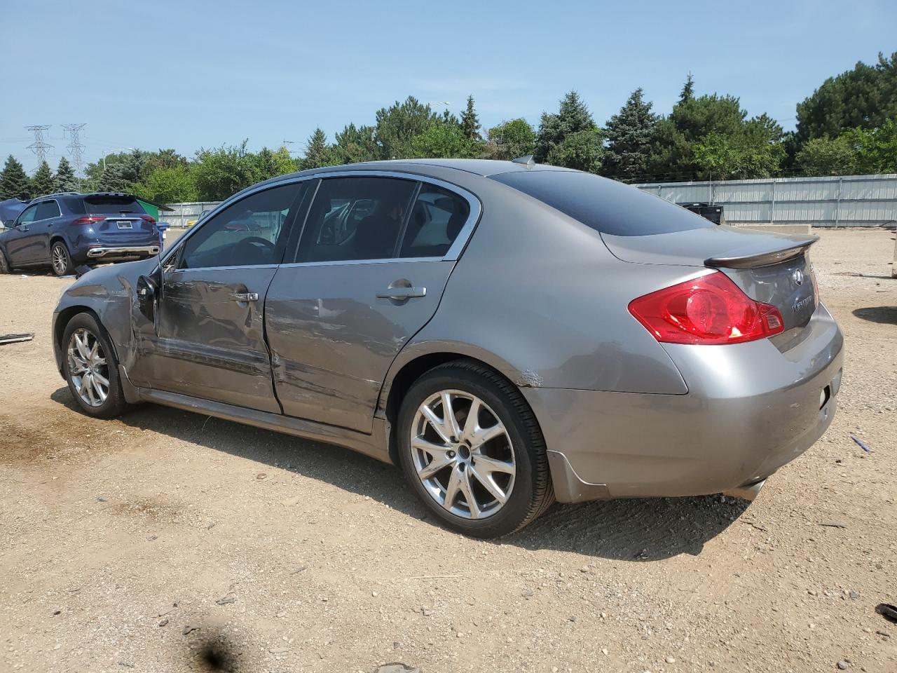 2009 INFINITI G37