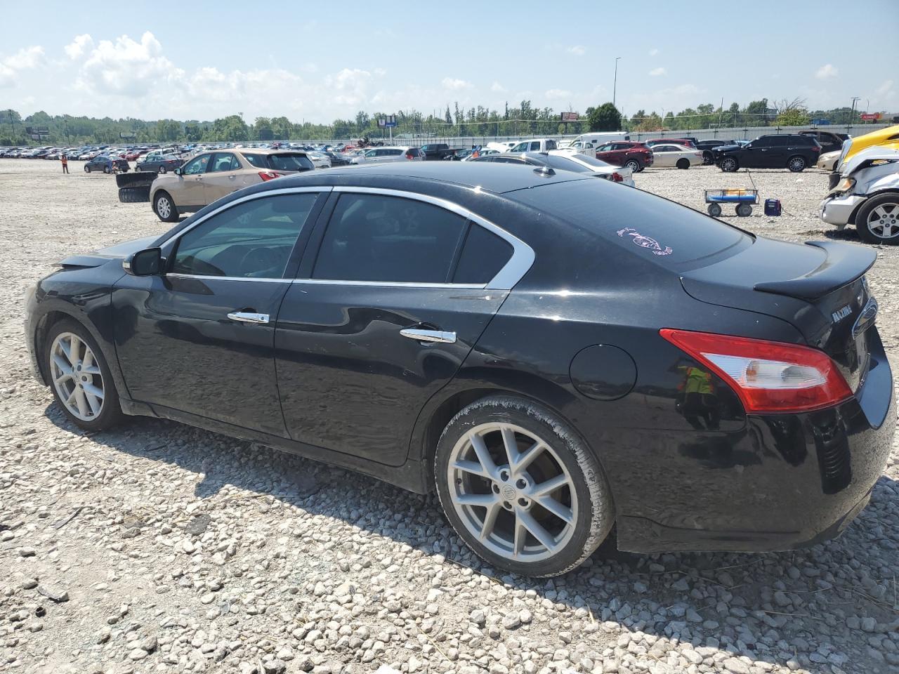 2009 NISSAN Maxima