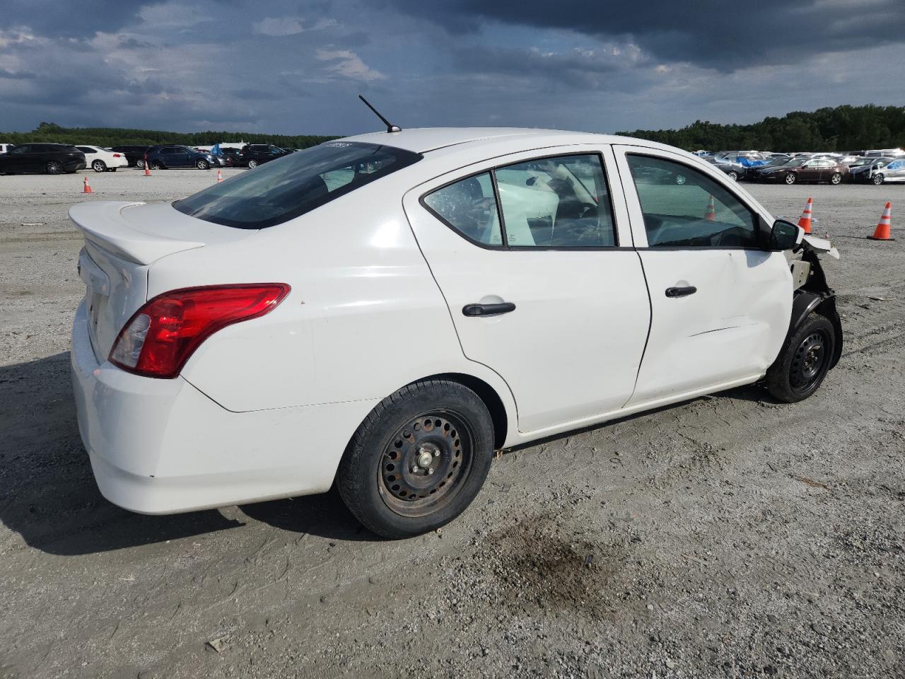2018 NISSAN VERSA