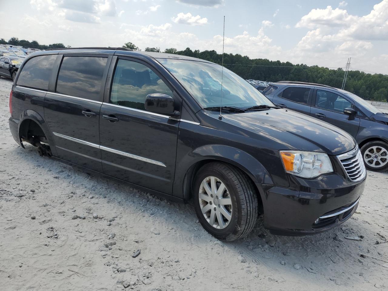 2015 CHRYSLER Town & Country