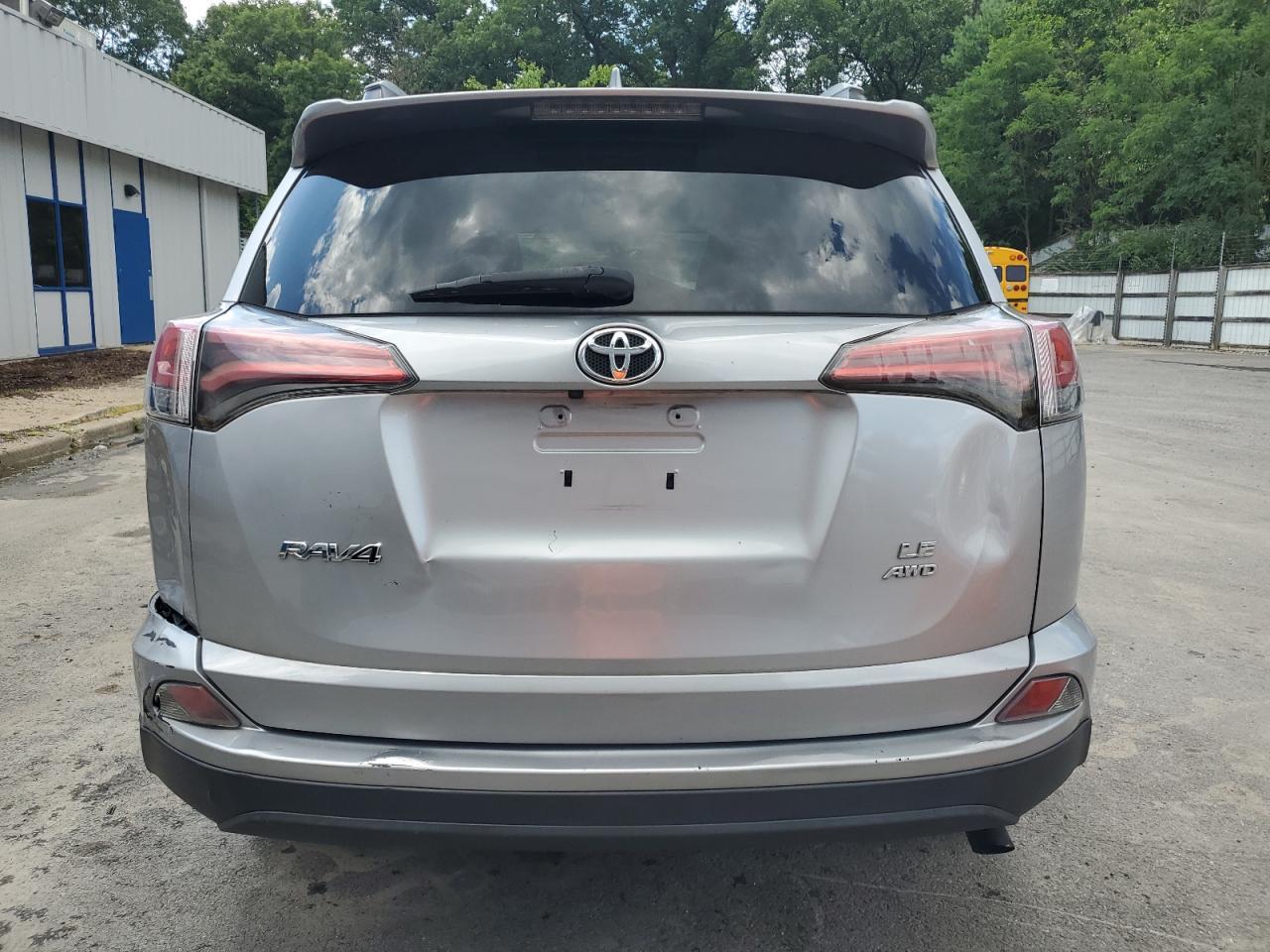 2016 TOYOTA RAV4
