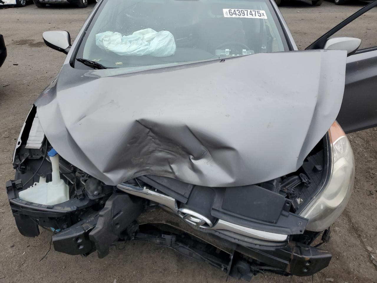 2012 HYUNDAI ELANTRA