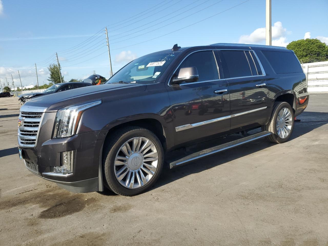 2016 CADILLAC Escalade ESV