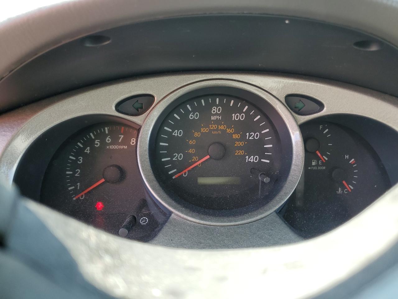 2002 TOYOTA HIGHLANDER