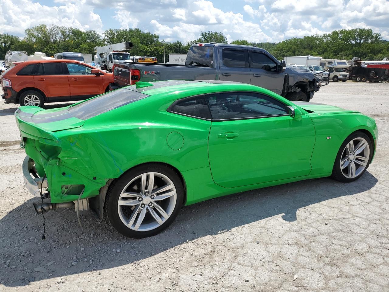 2017 CHEVROLET Camaro