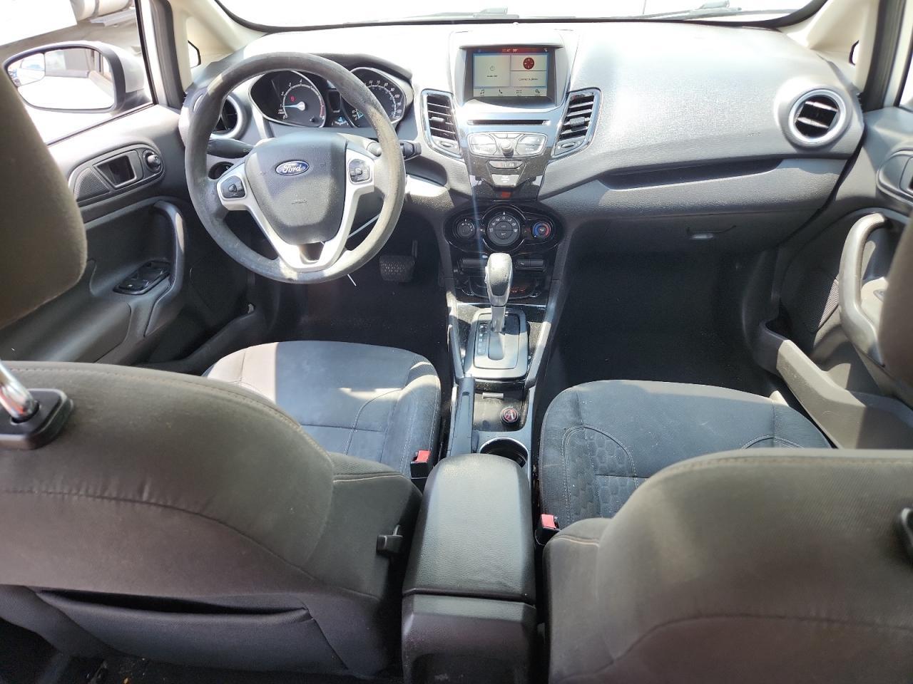 2017 FORD Fiesta