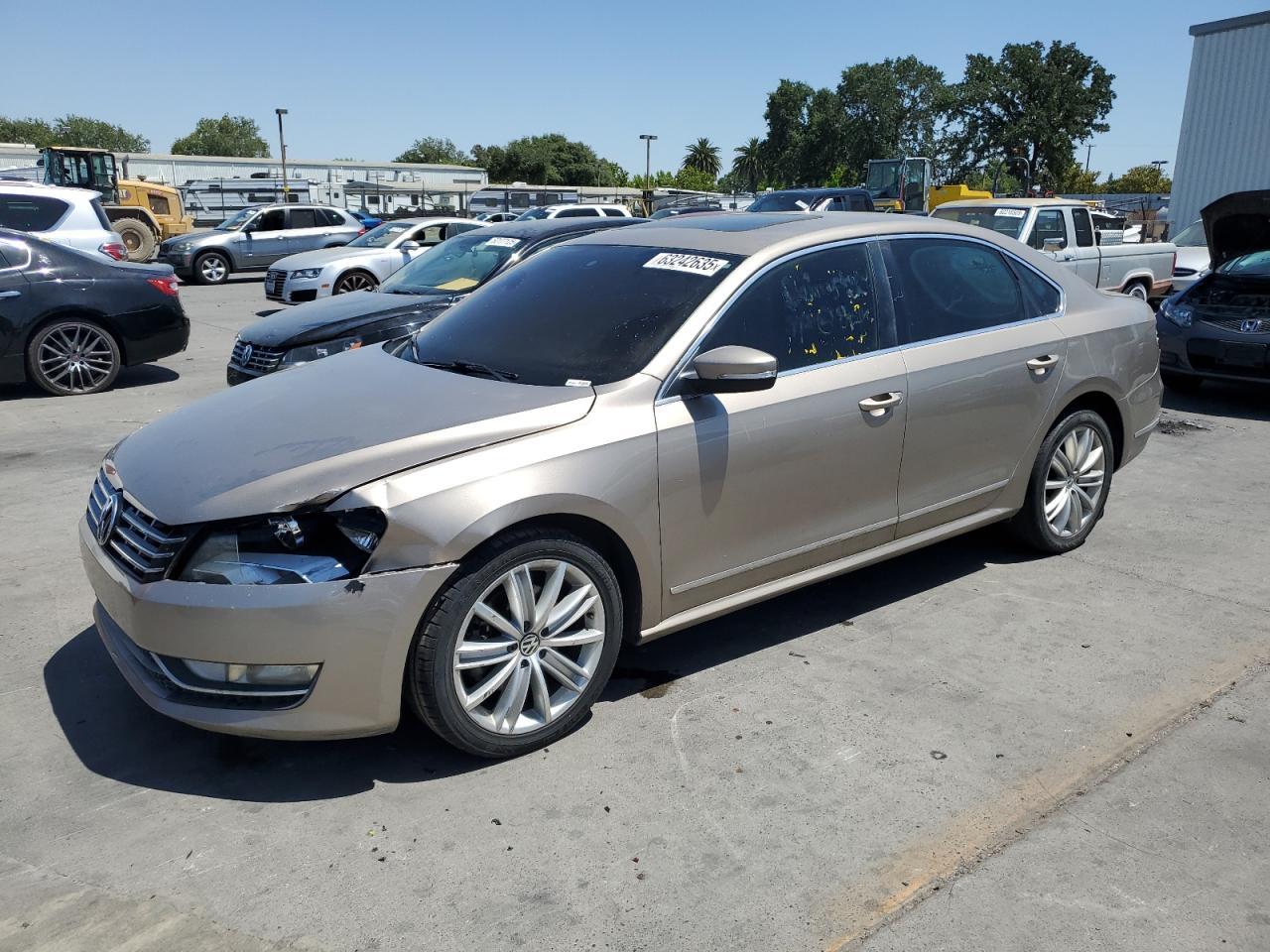 2015 VOLKSWAGEN Passat
