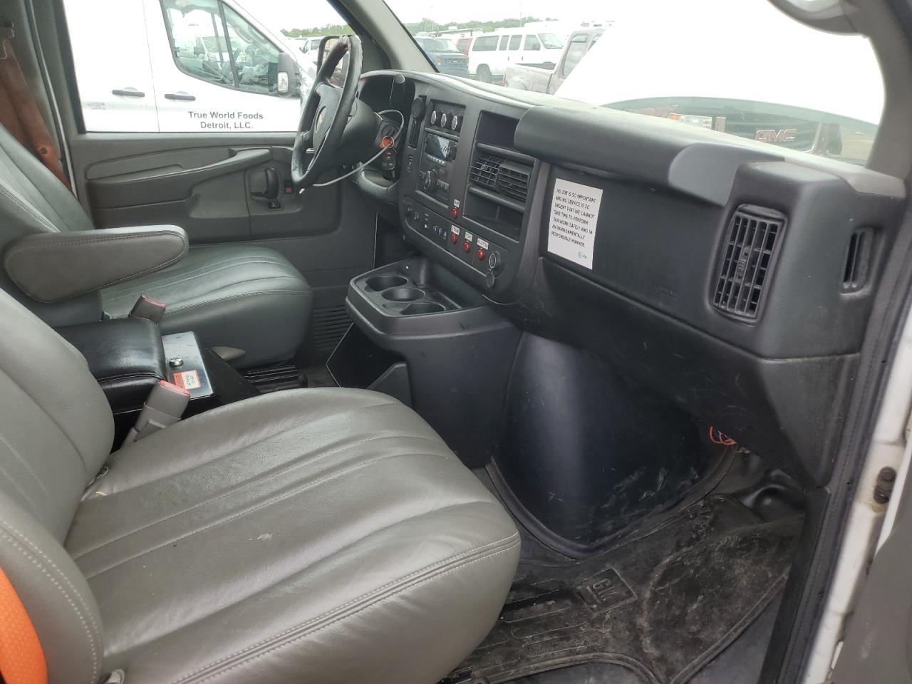 2014 CHEVROLET EXPRESS 2500