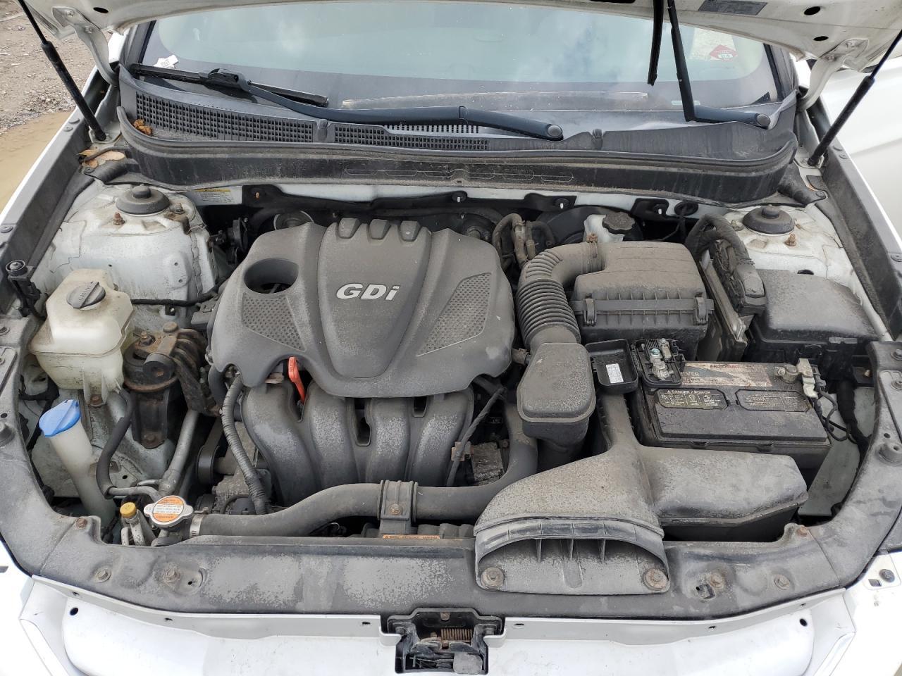 2011 HYUNDAI SONATA