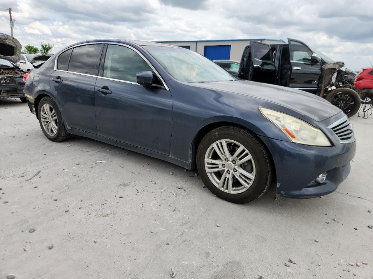 2012 INFINITI G37