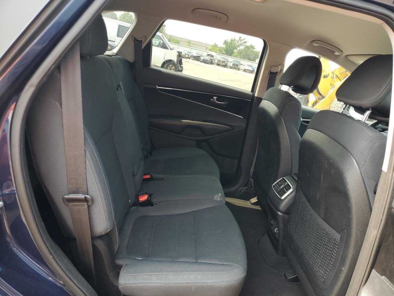 2016 KIA SORENTO
