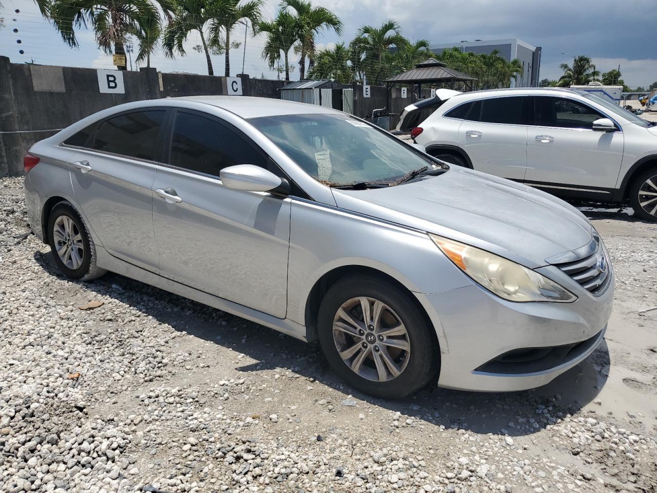 2014 HYUNDAI SONATA