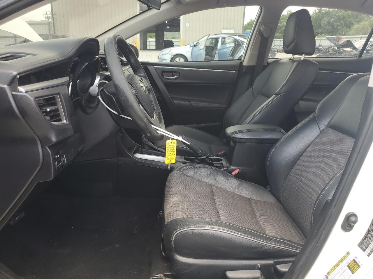 2015 TOYOTA COROLLA