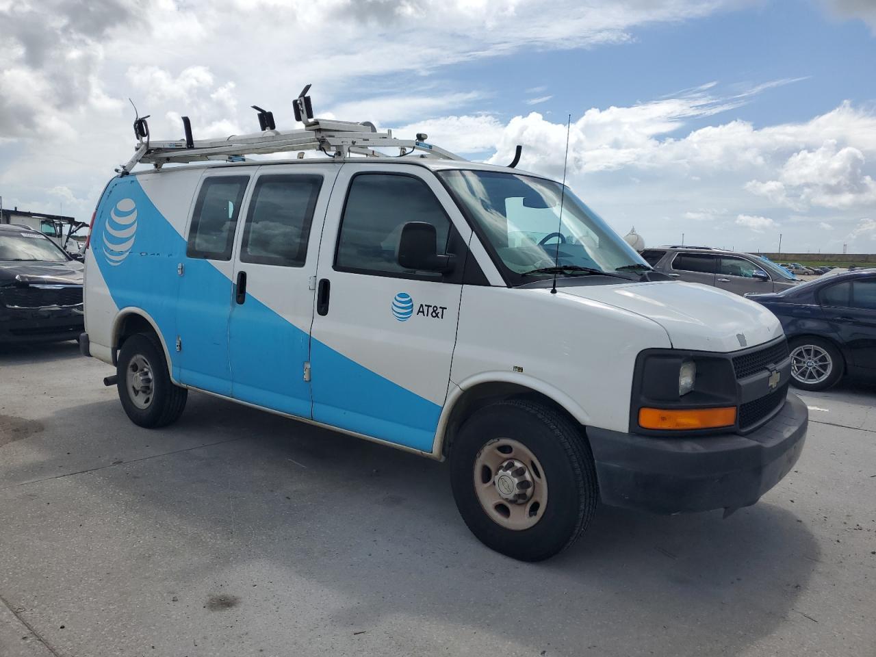 2012 CHEVROLET EXPRESS 2500