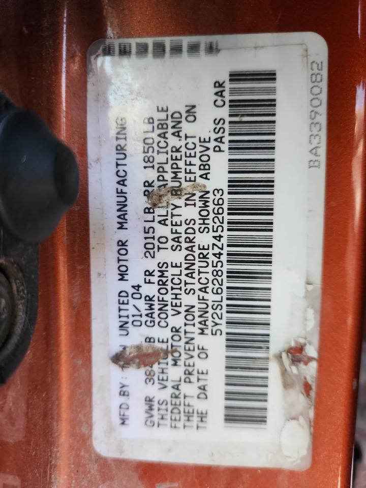 2004 PONTIAC VIBE