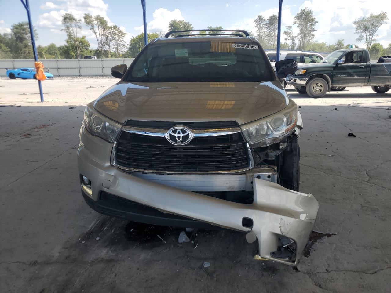 2015 TOYOTA HIGHLANDER