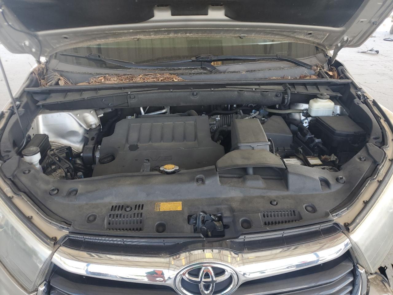 2015 TOYOTA HIGHLANDER