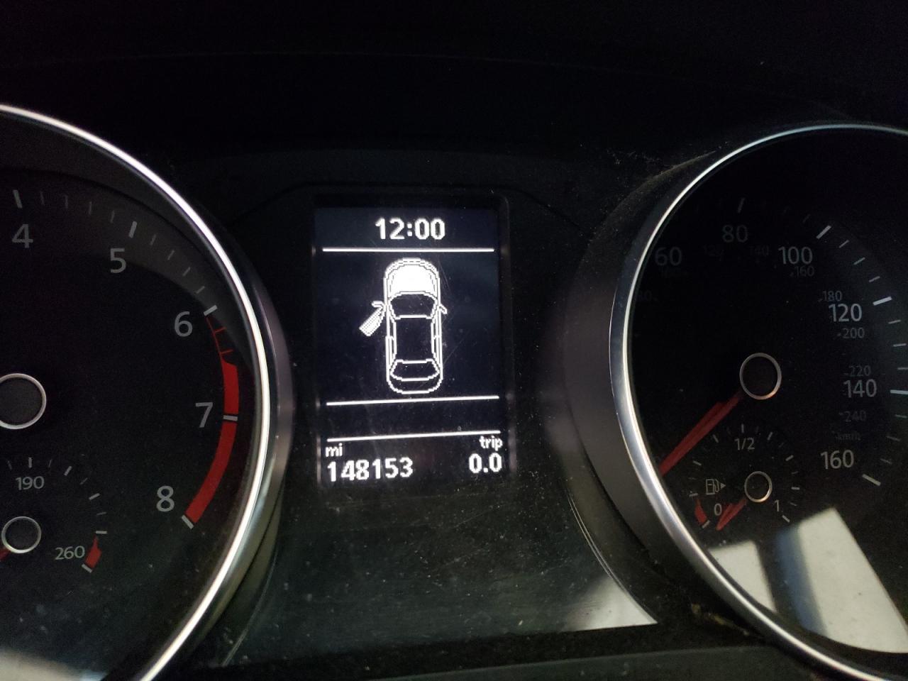 2016 VOLKSWAGEN Passat