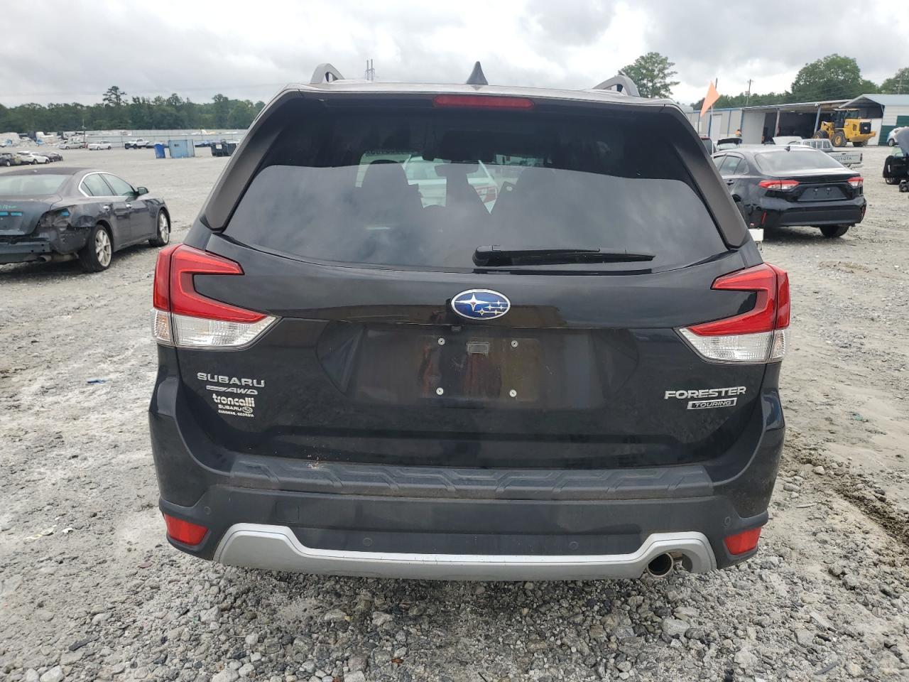 2021 SUBARU FORESTER