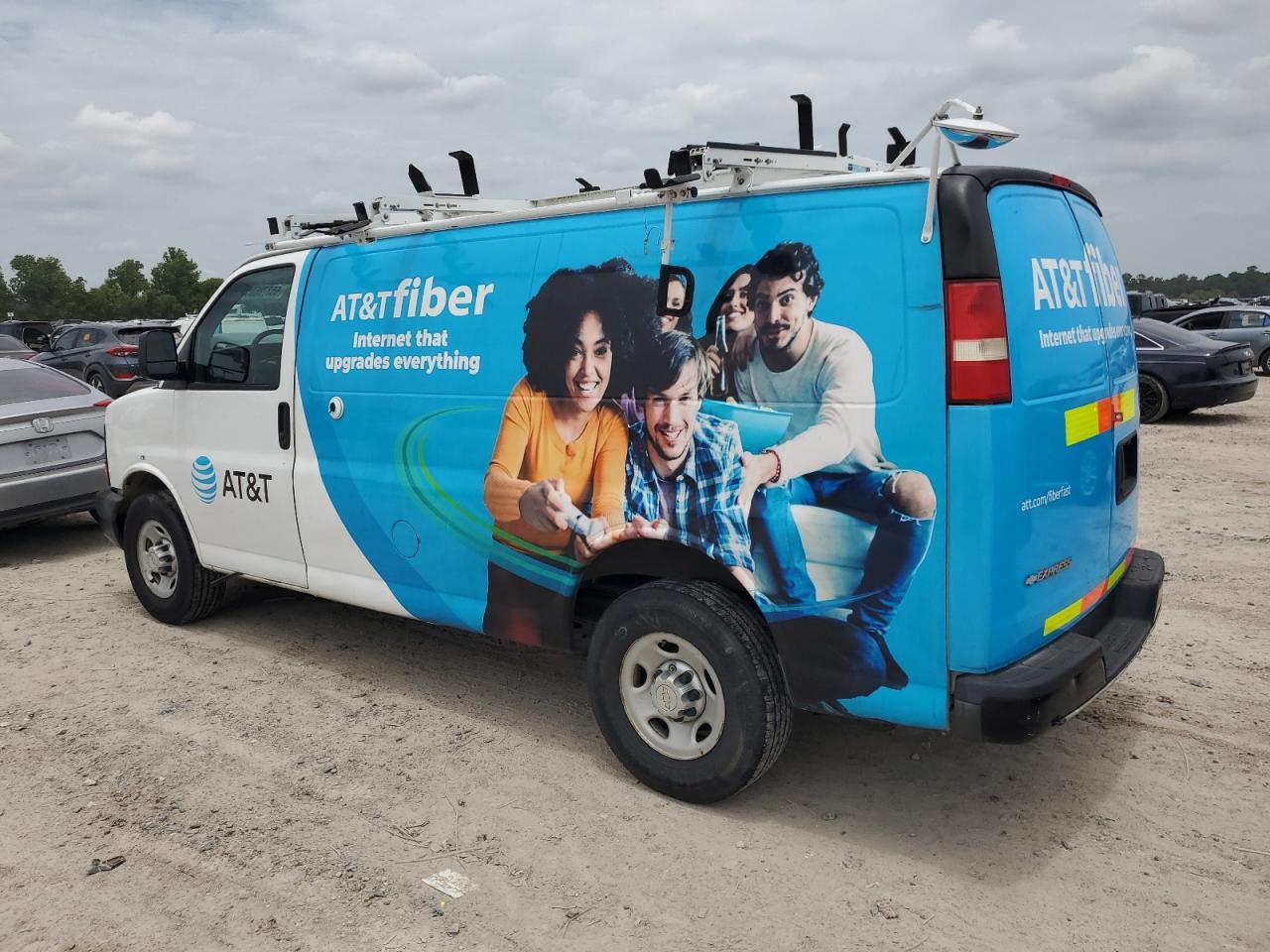 2013 CHEVROLET EXPRESS 2500