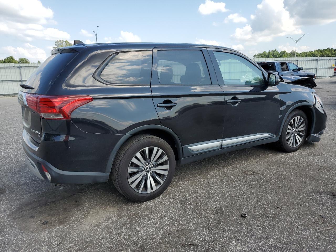 2019 MITSUBISHI outlander