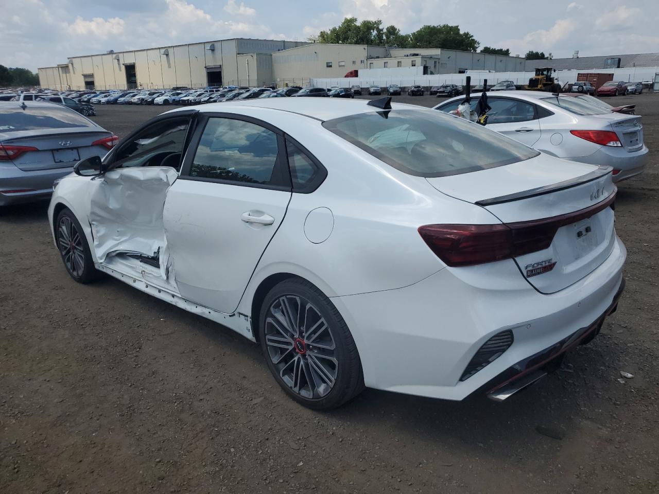 2023 KIA FORTE