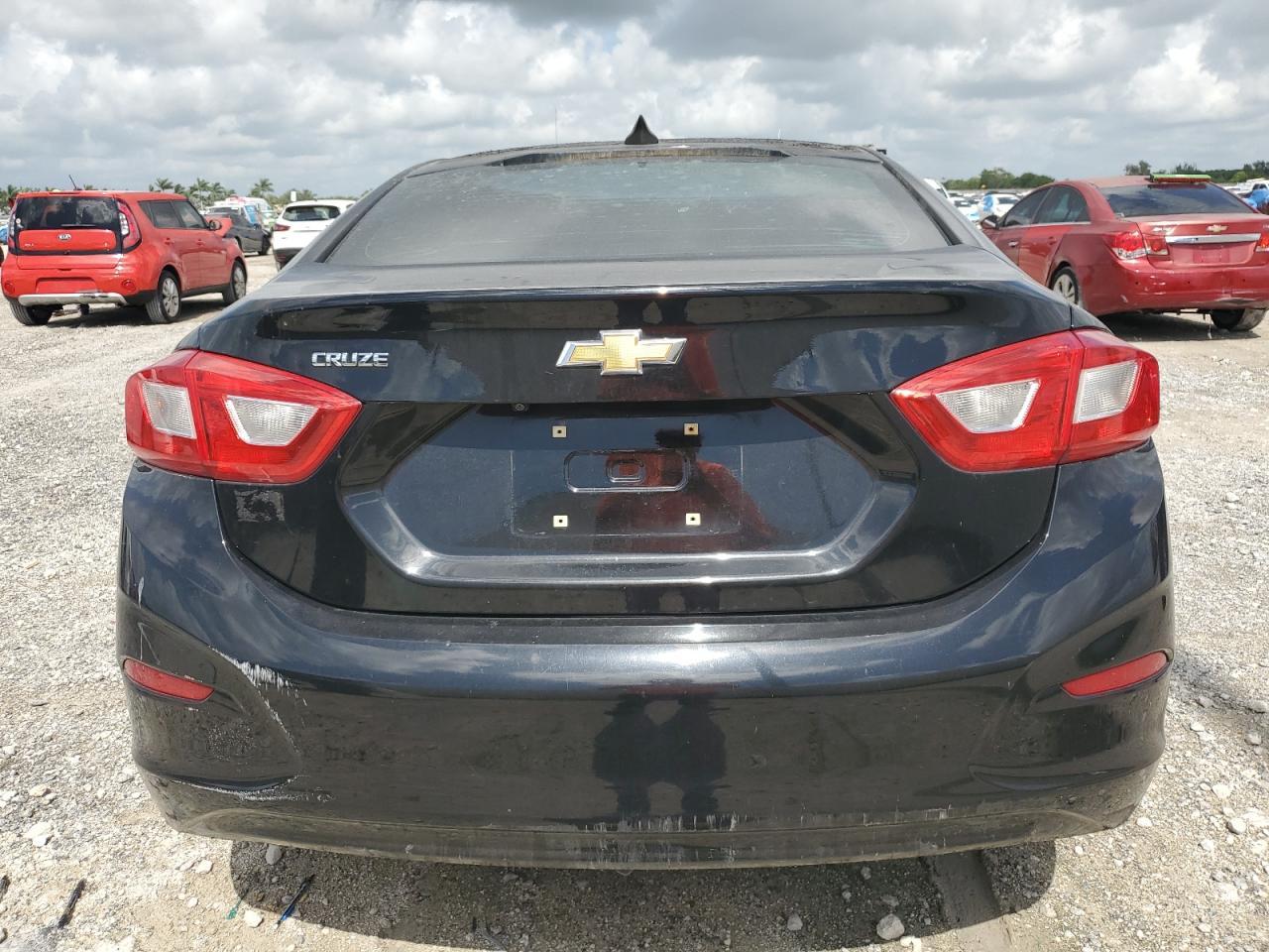 2017 CHEVROLET CRUZE
