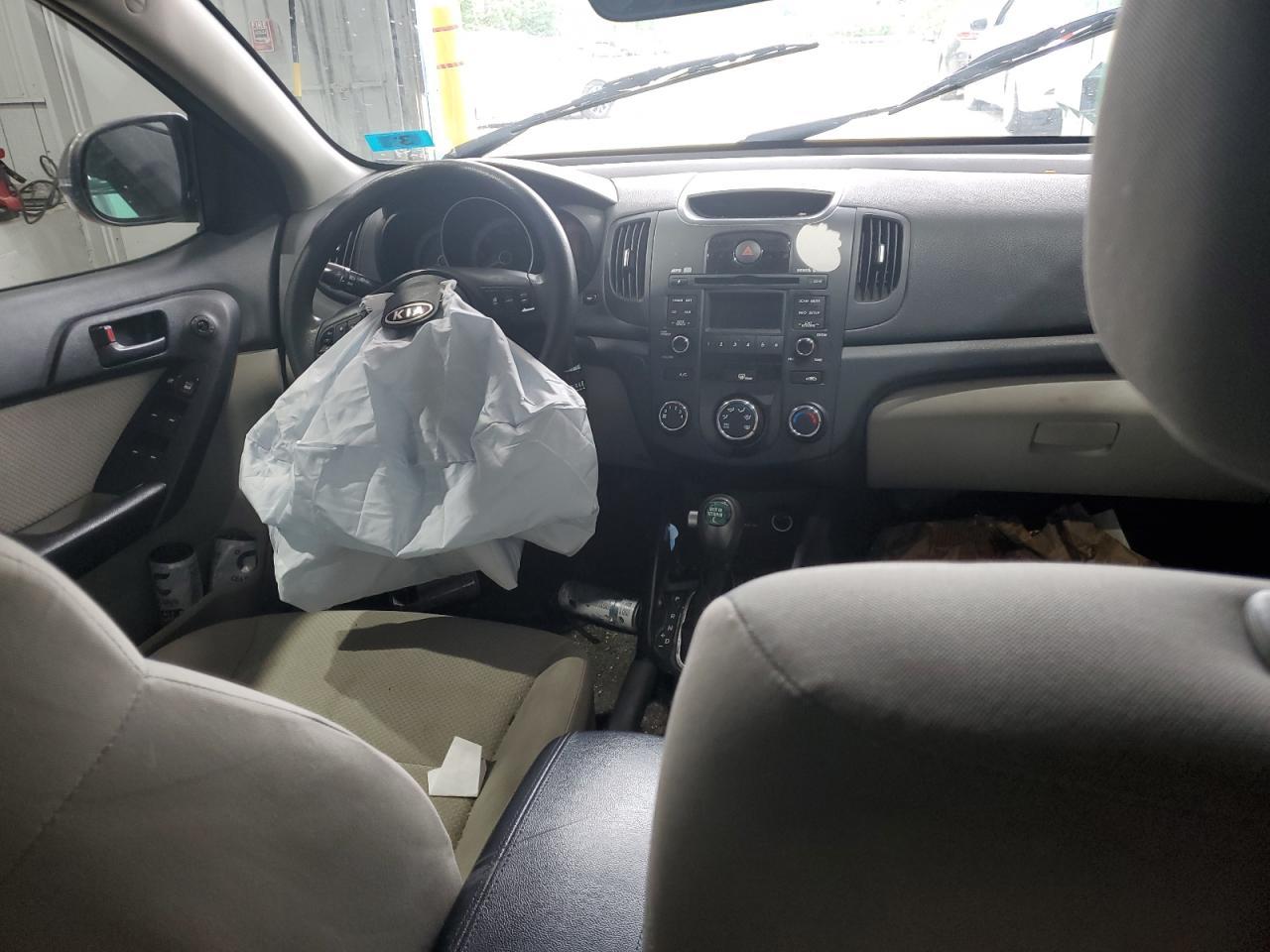 2011 KIA FORTE