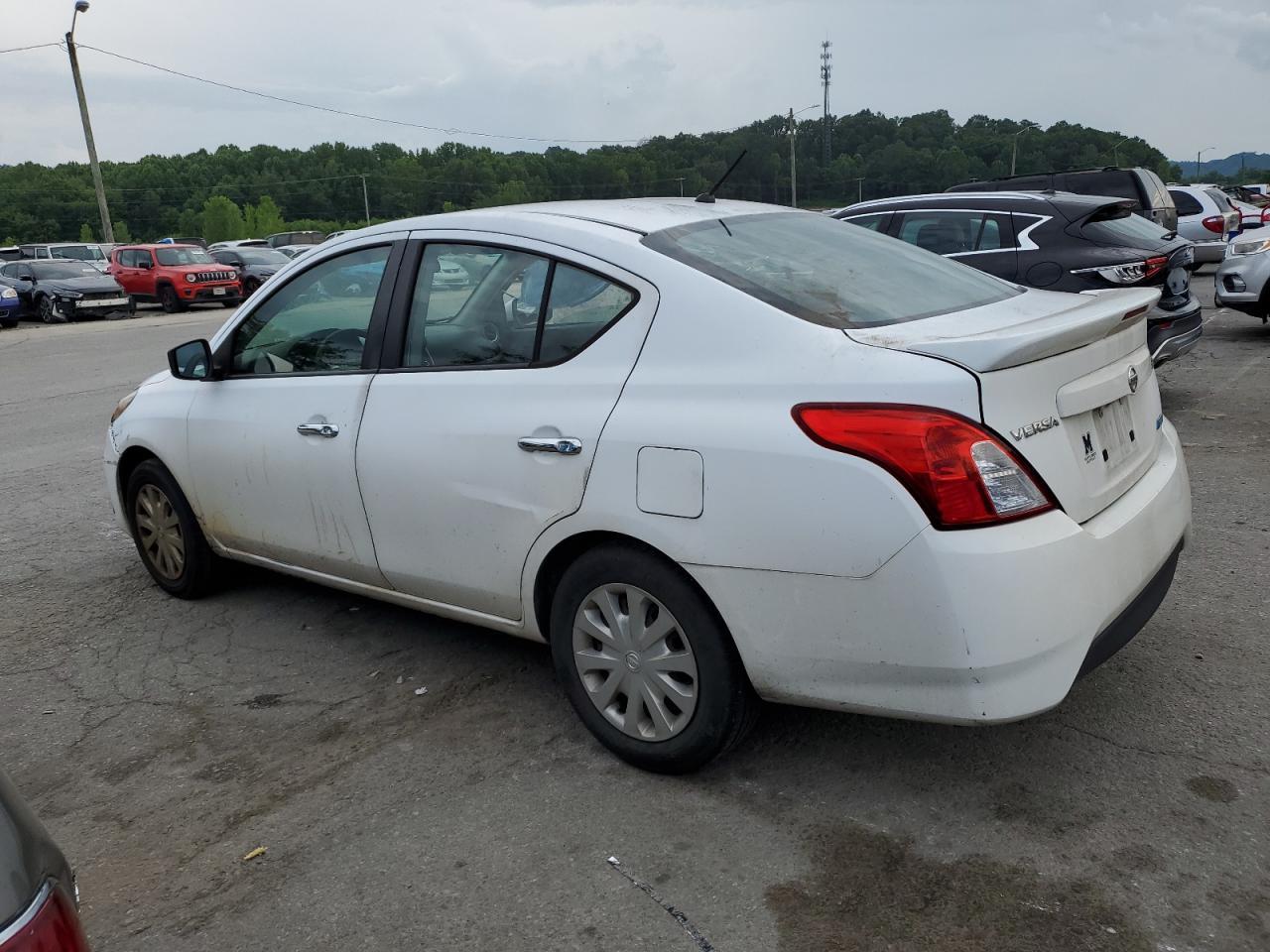 2016 NISSAN VERSA