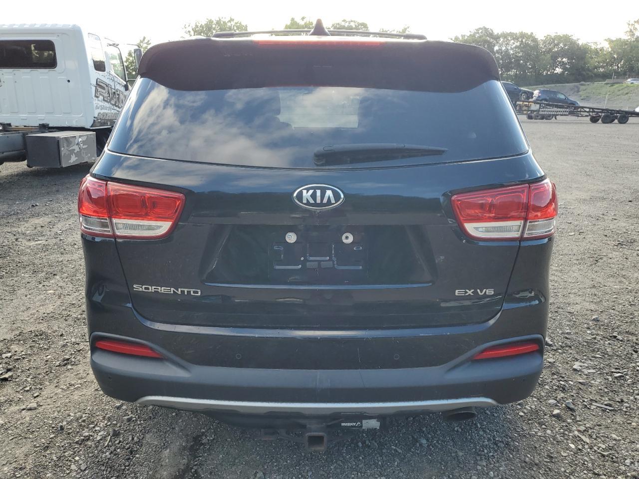 2017 KIA SORENTO