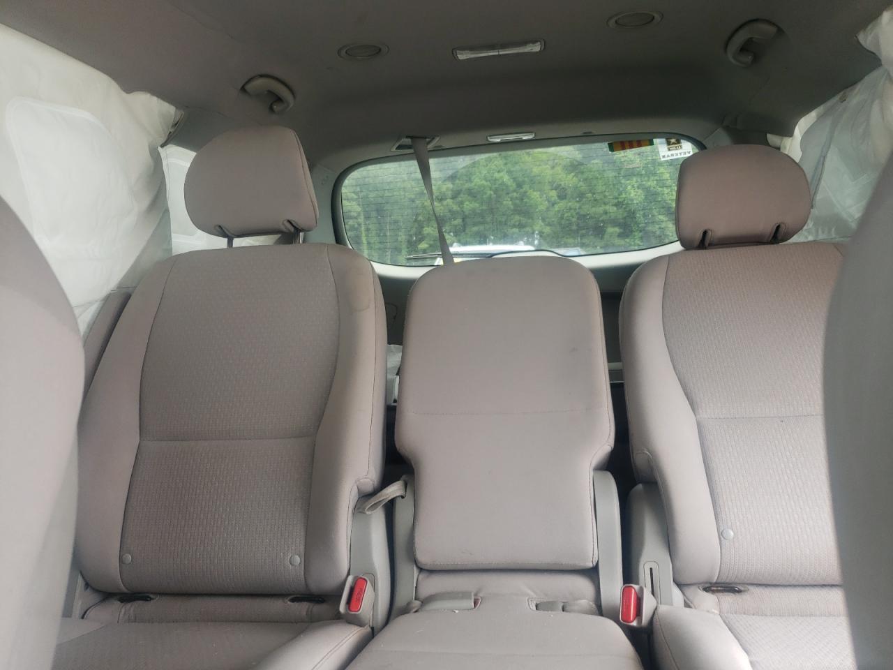 2016 KIA SEDONA