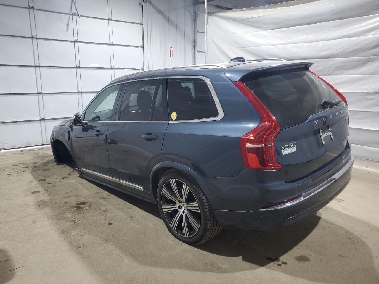 2025 VOLVO XC90