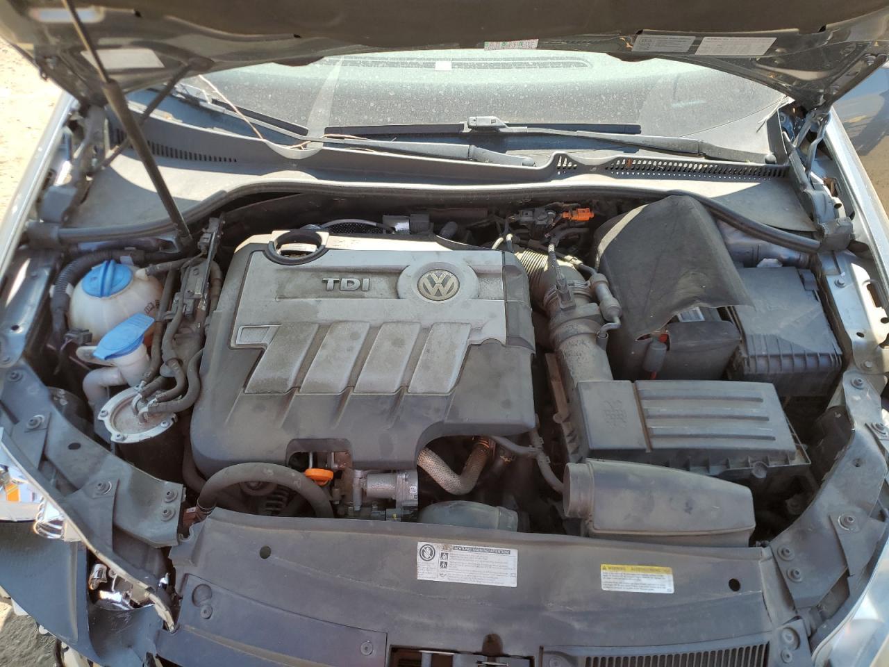 2013 VOLKSWAGEN JETTA