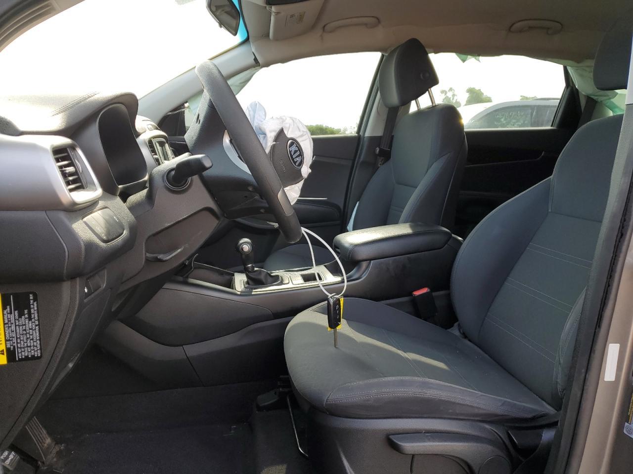 2017 KIA SORENTO