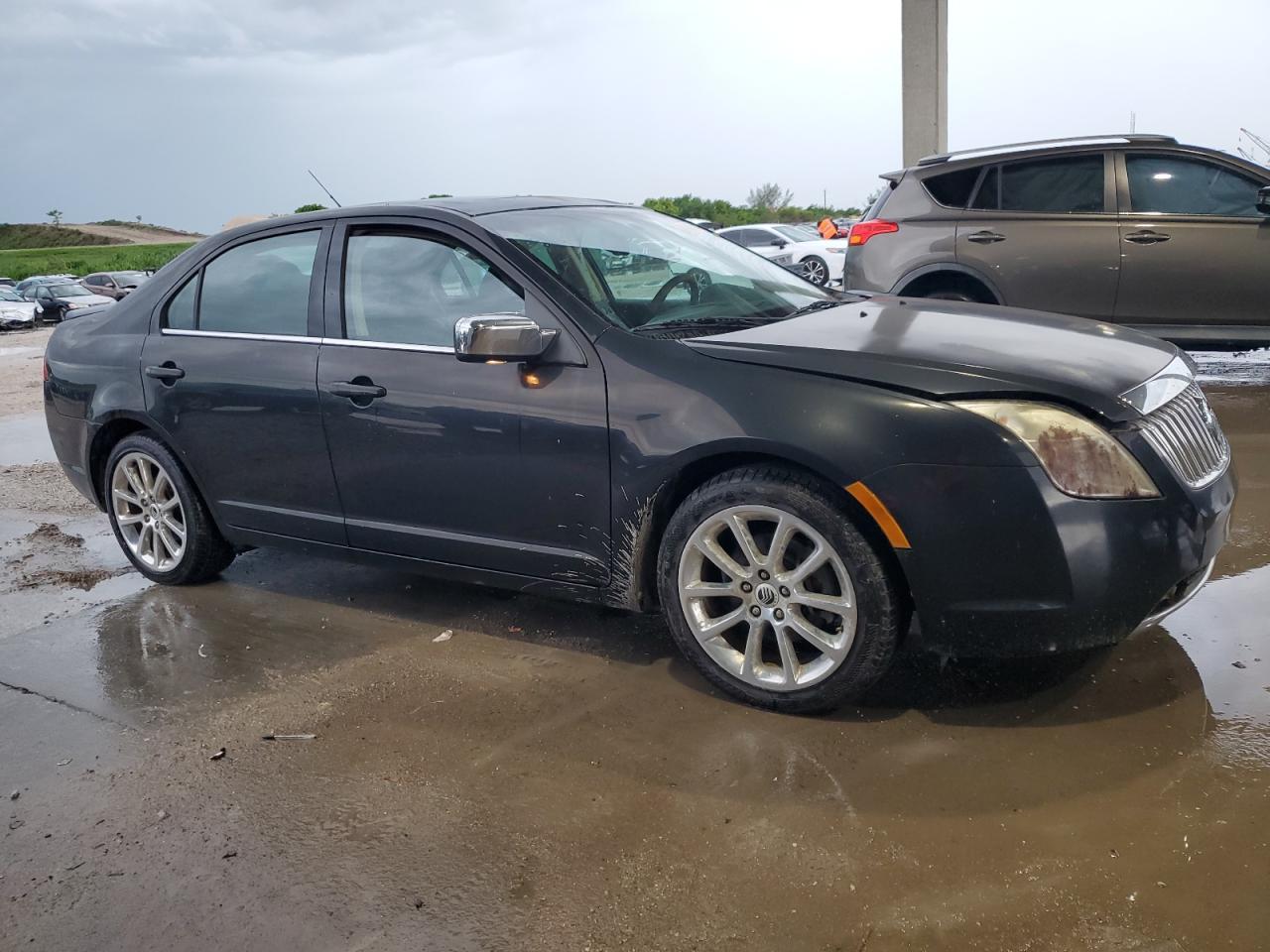 2011 MERCURY Milan