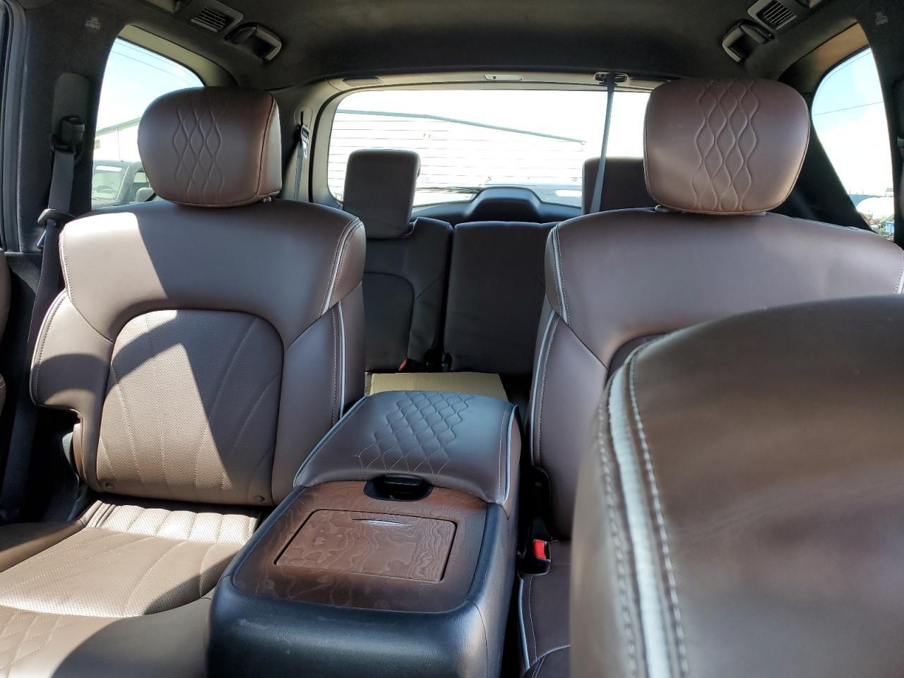 2017 INFINITI QX80
