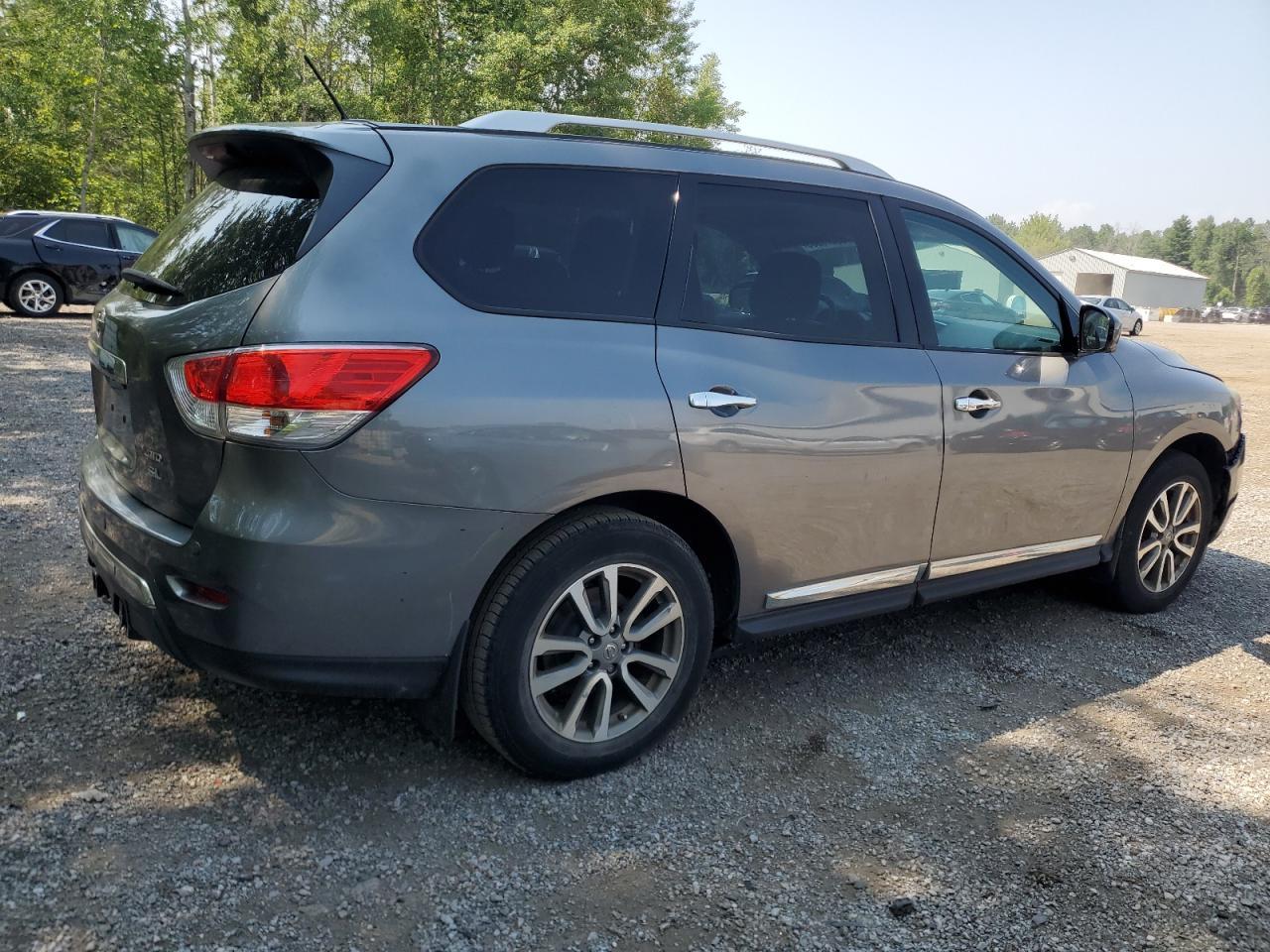 2015 NISSAN PATHFINDER