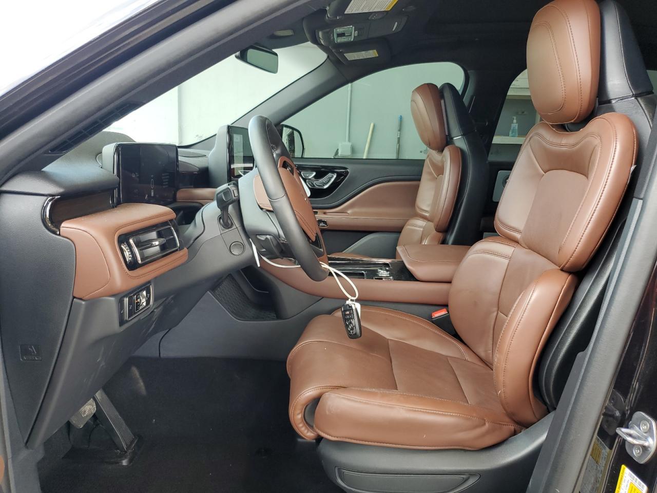 2025 LINCOLN Aviator