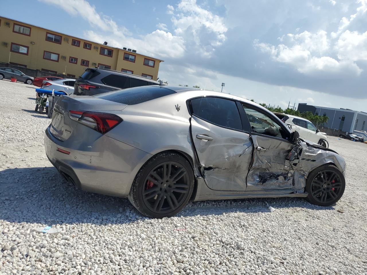2022 MASERATI Ghibli