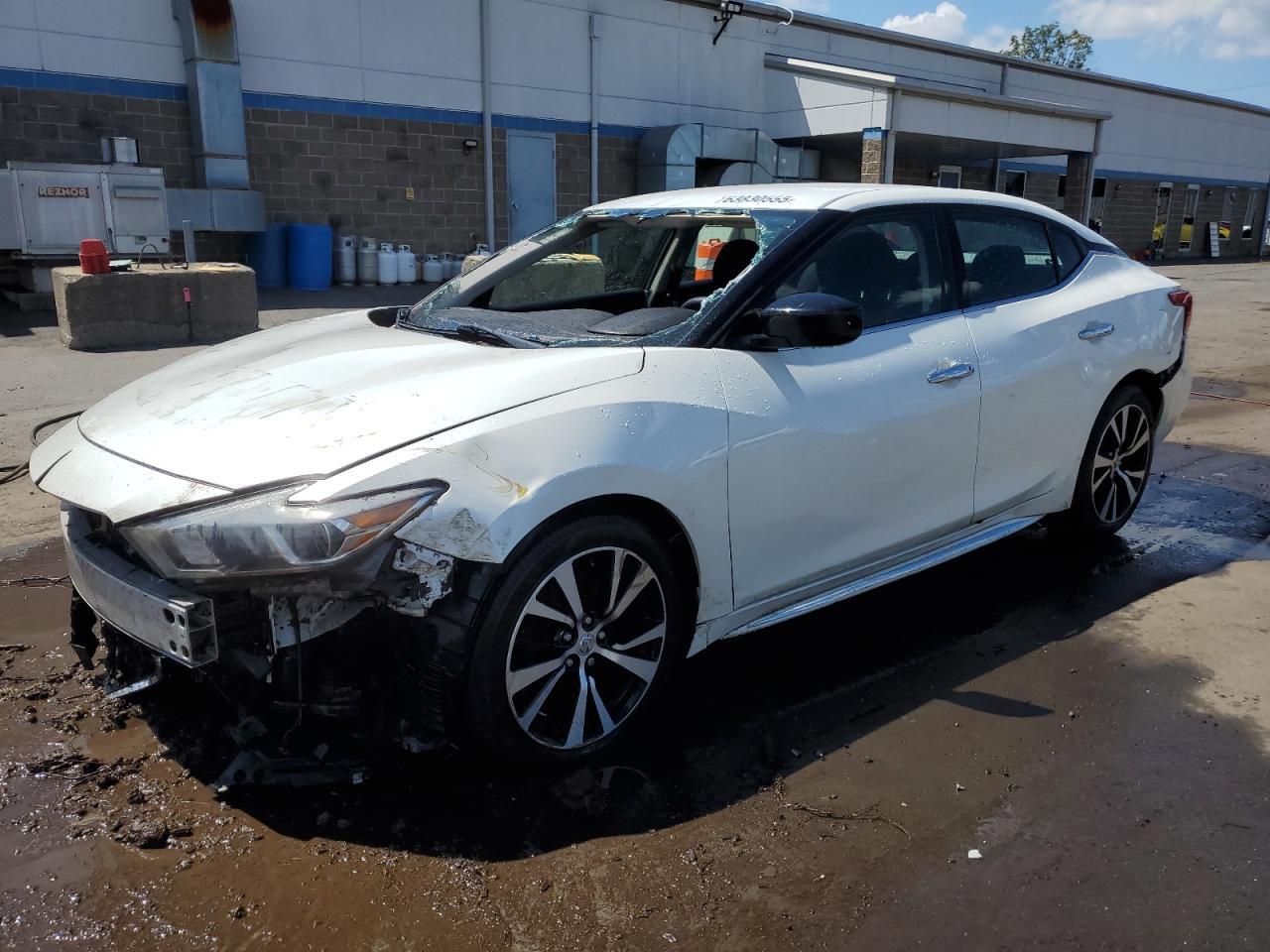 2018 NISSAN Maxima