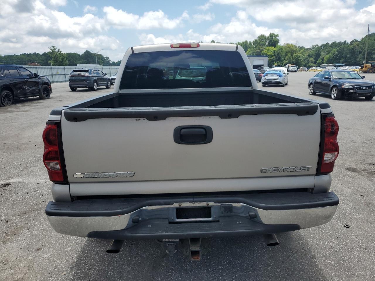 2004 CHEVROLET Silverado