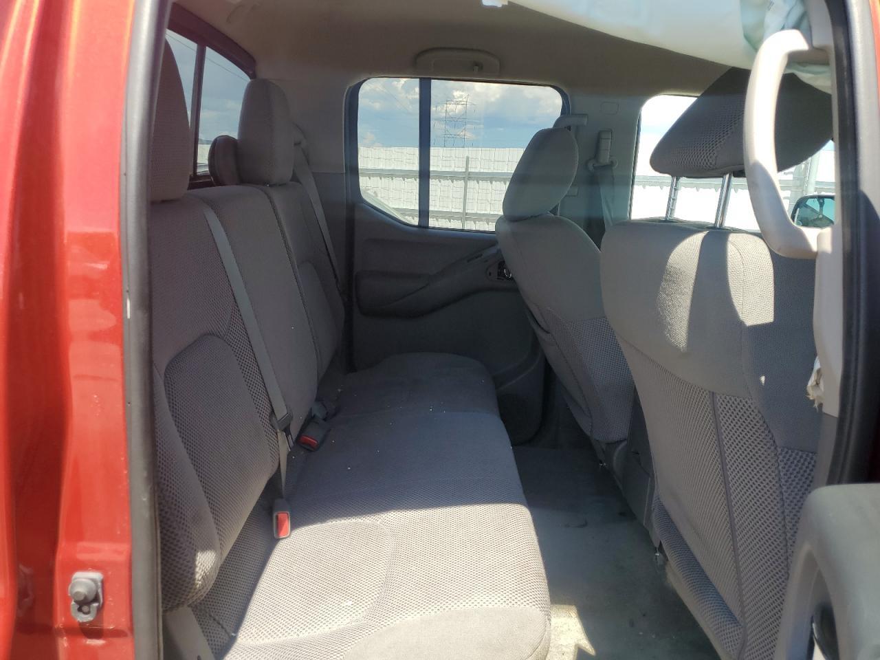 2017 NISSAN Frontier