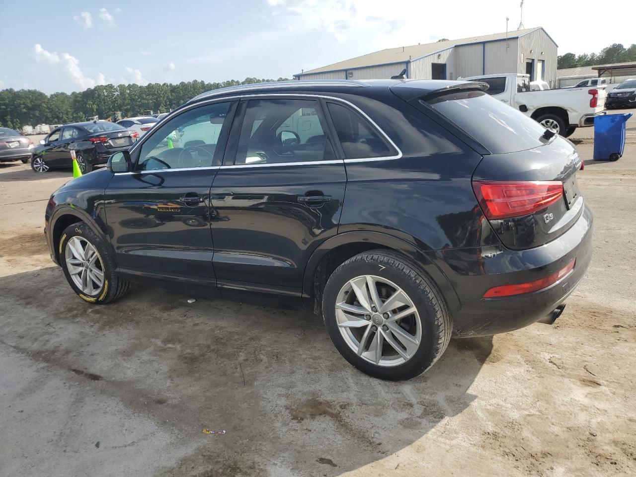 2016 AUDI Q3