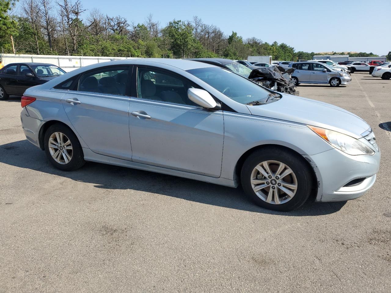 2011 HYUNDAI SONATA