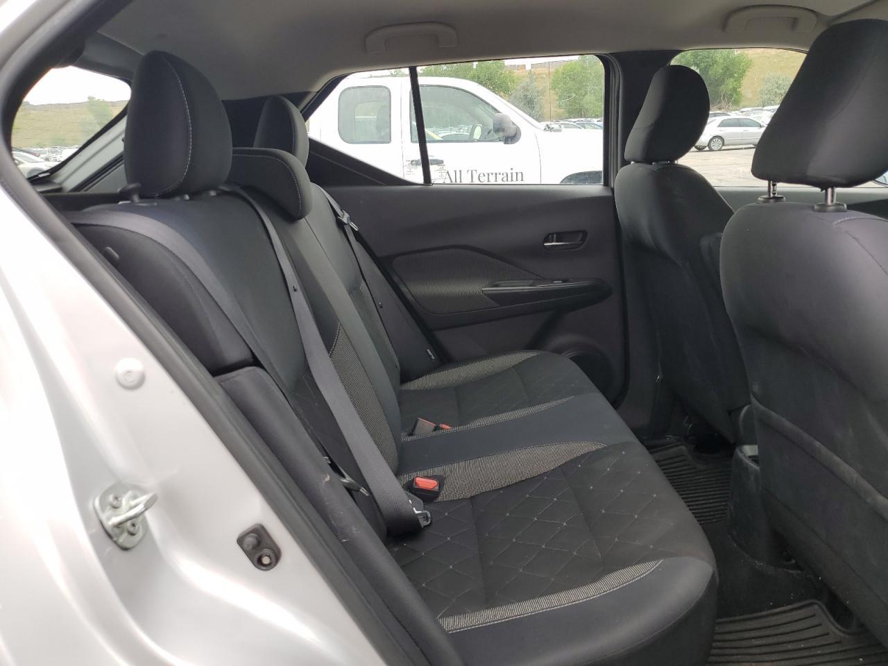 2020 NISSAN KICKS