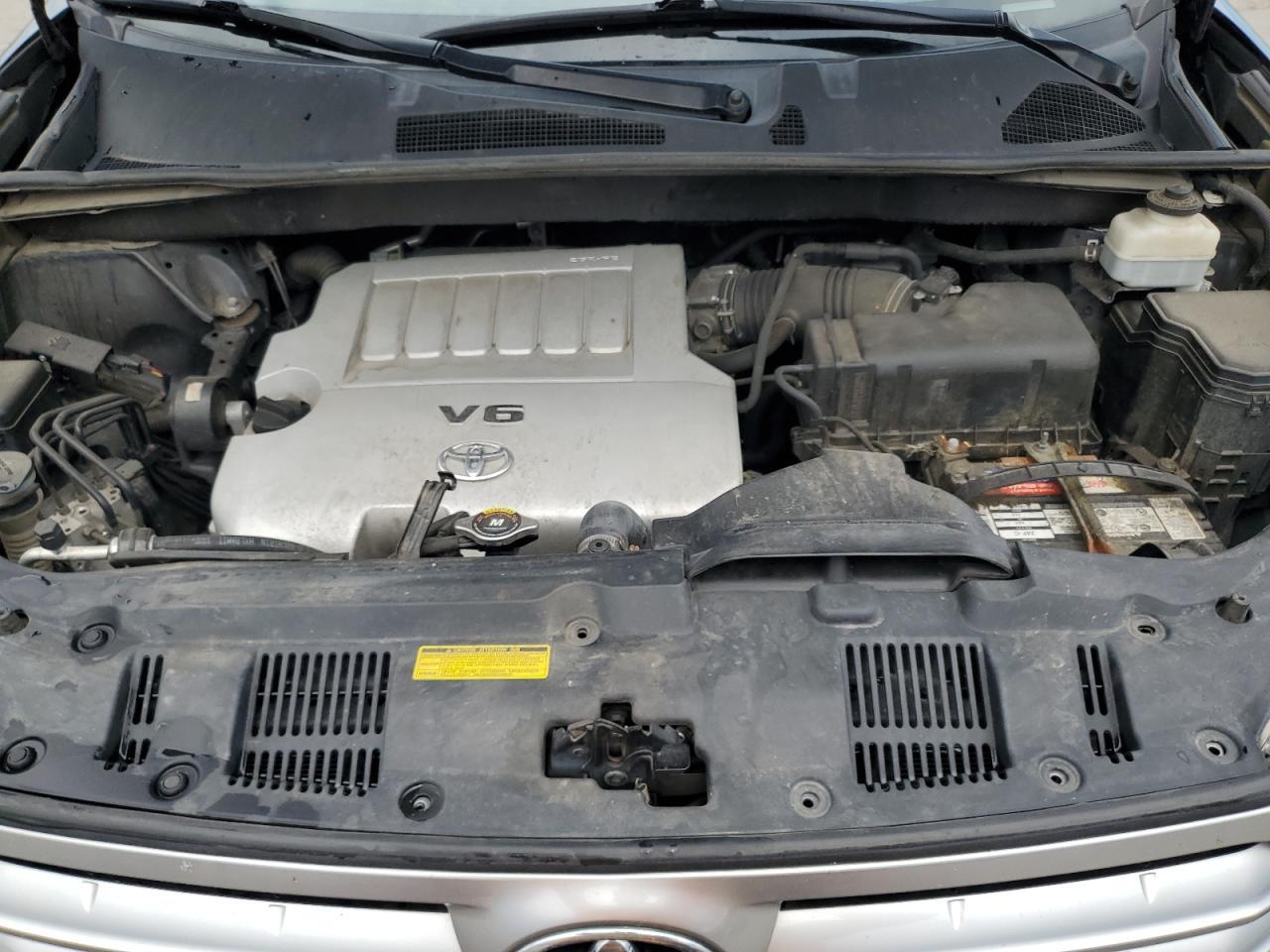 2011 TOYOTA HIGHLANDER